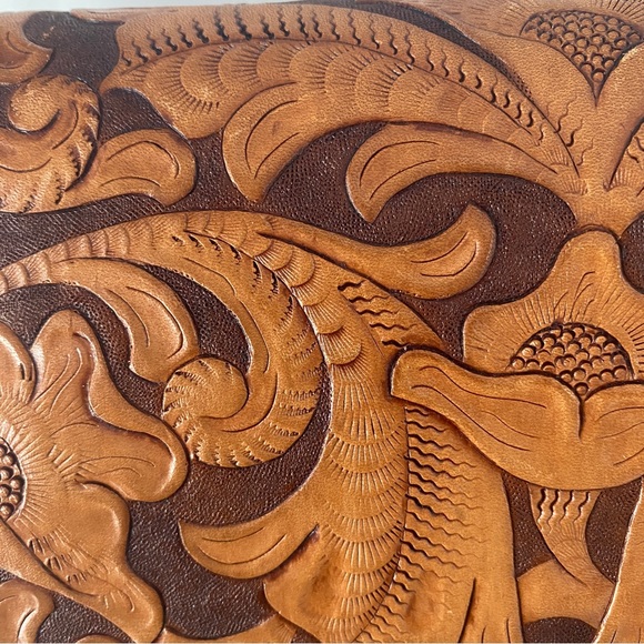 Vintage Tooled Leather Bag - Picture 8 of 10